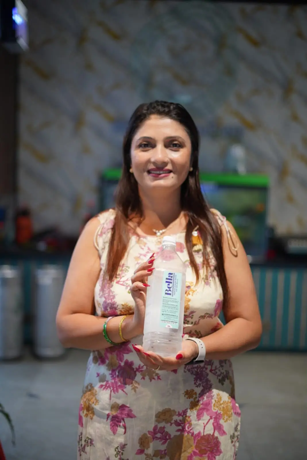 Customer with Bella water bottle